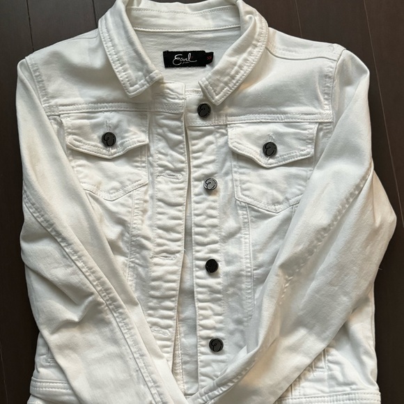White Jean Jacket from Earl Jean - Picture 2 of 3